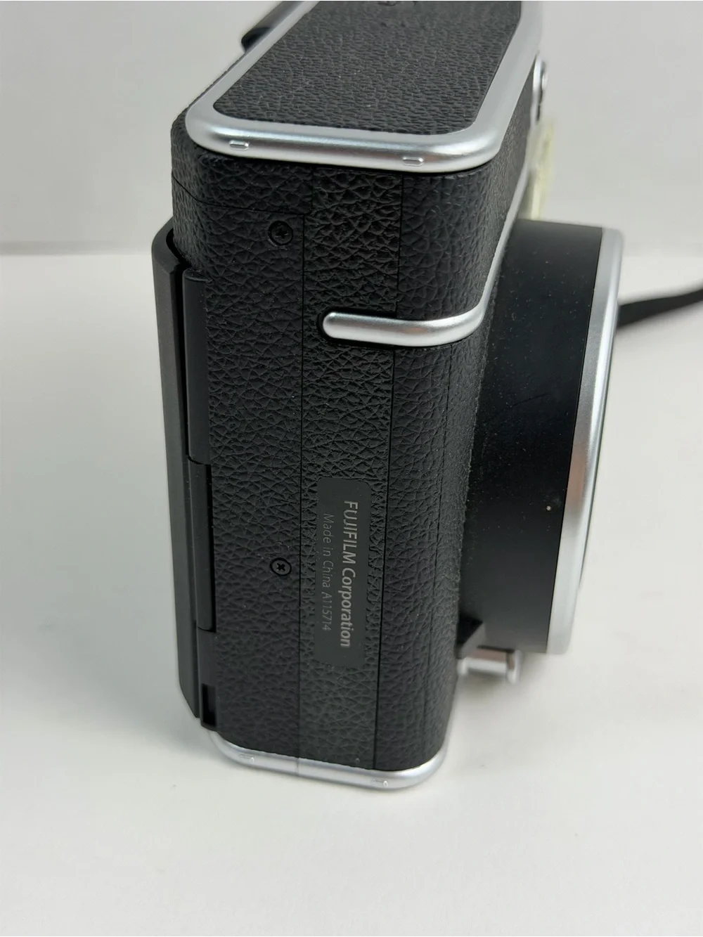 Fujifilm Instax Mini 40 Instant Camera - Black New With Film Read Description!!!